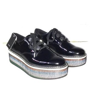 New with tags Zara paten leather platform shoe